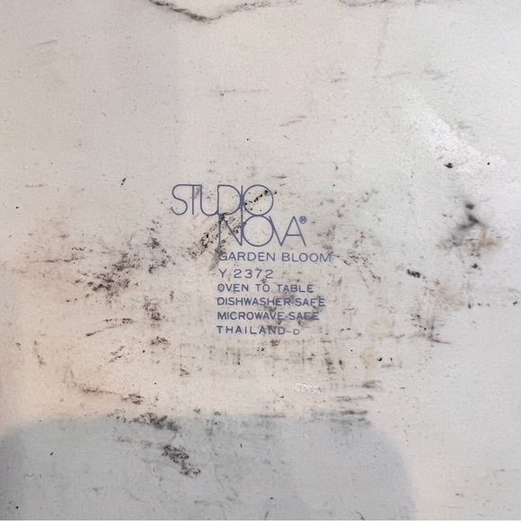 VINTAGE | Studio Nova by Mikasa Garden Bloom rectangular baking dish - Picture 8 of 8